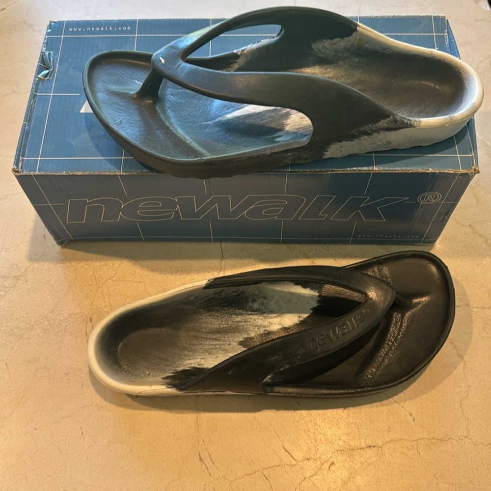 Newalk flip flops new
